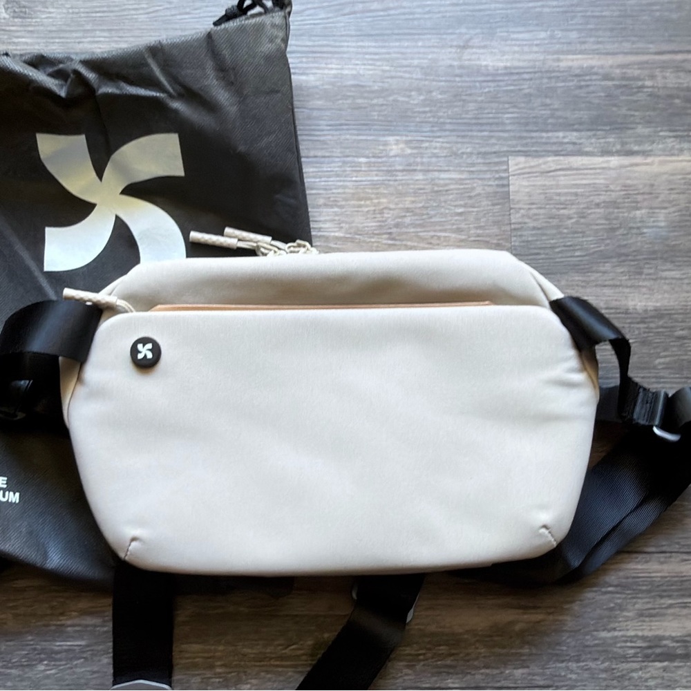 mopak Wanderer Sling Bag Beige | Crossbody Belt Bag | 3.5L Water-Repellent